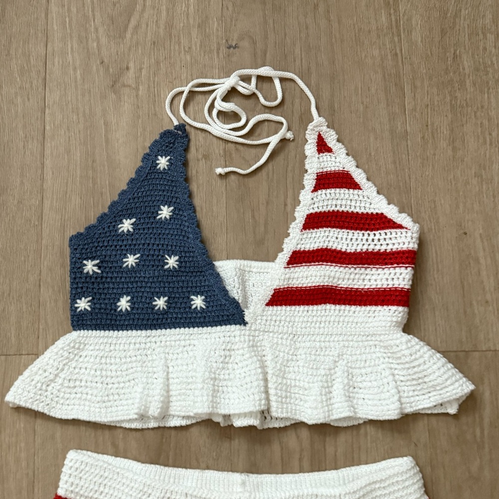 NWOT red white and blue knitted 2 piece set - Picture 6 of 10